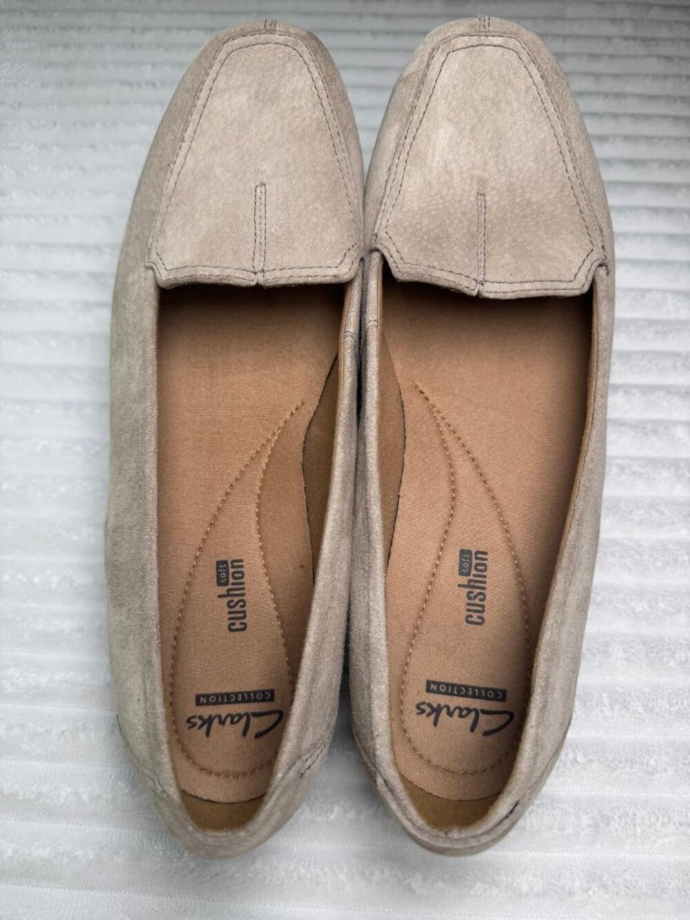 Clarks‎ Collection Beige Suede Comfort Loafers Women’s 10